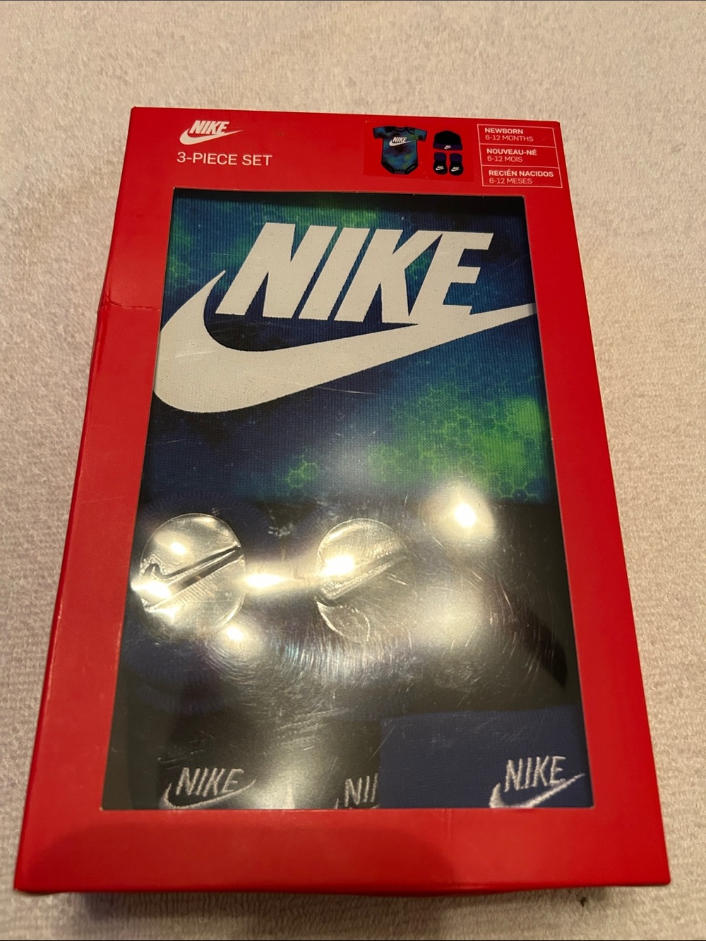 Nike 3-Piece Baby Set in Blue, White and Red Packaging